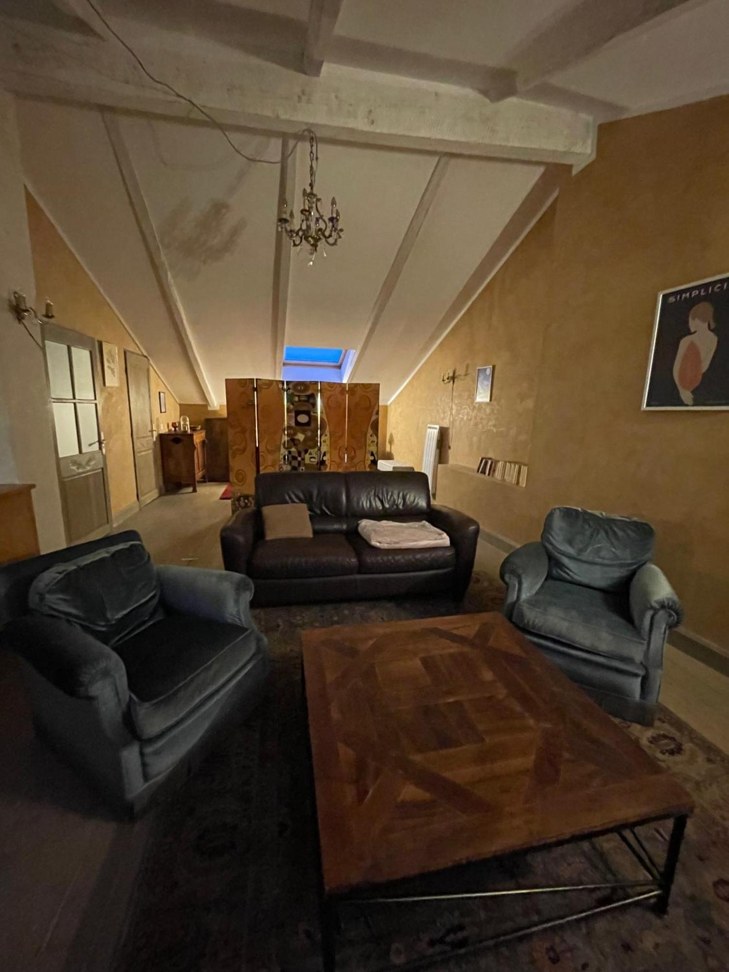 La Gandonne Apartment Caderousse ภายนอก รูปภาพ