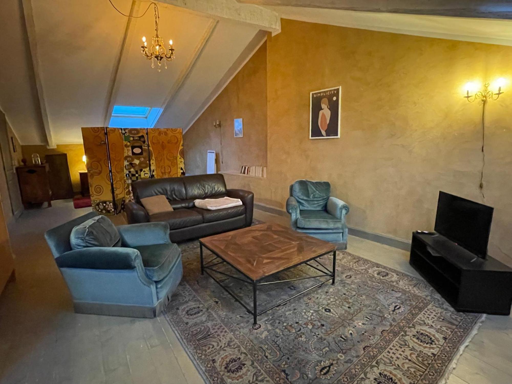 La Gandonne Apartment Caderousse ภายนอก รูปภาพ