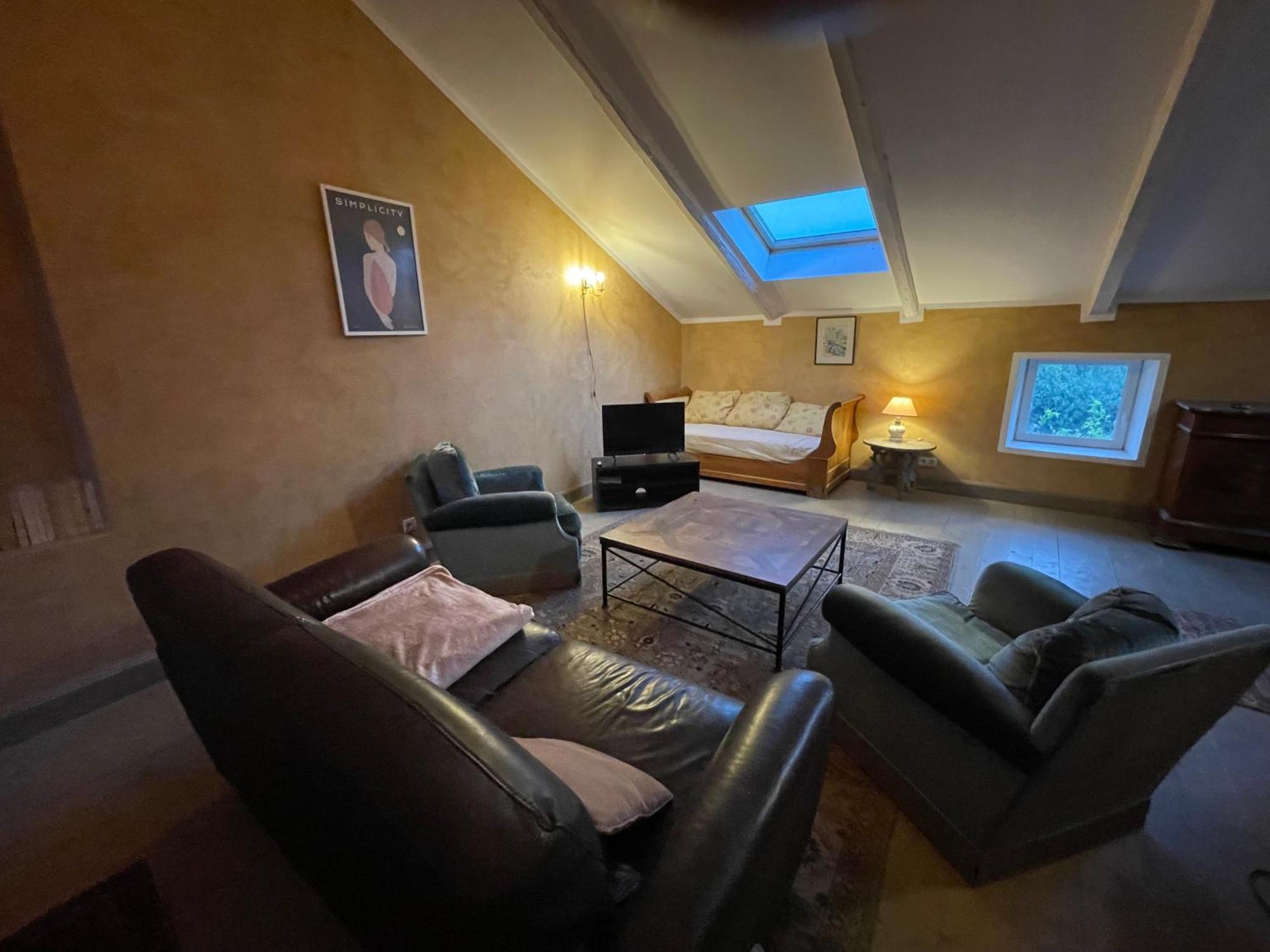 La Gandonne Apartment Caderousse ภายนอก รูปภาพ