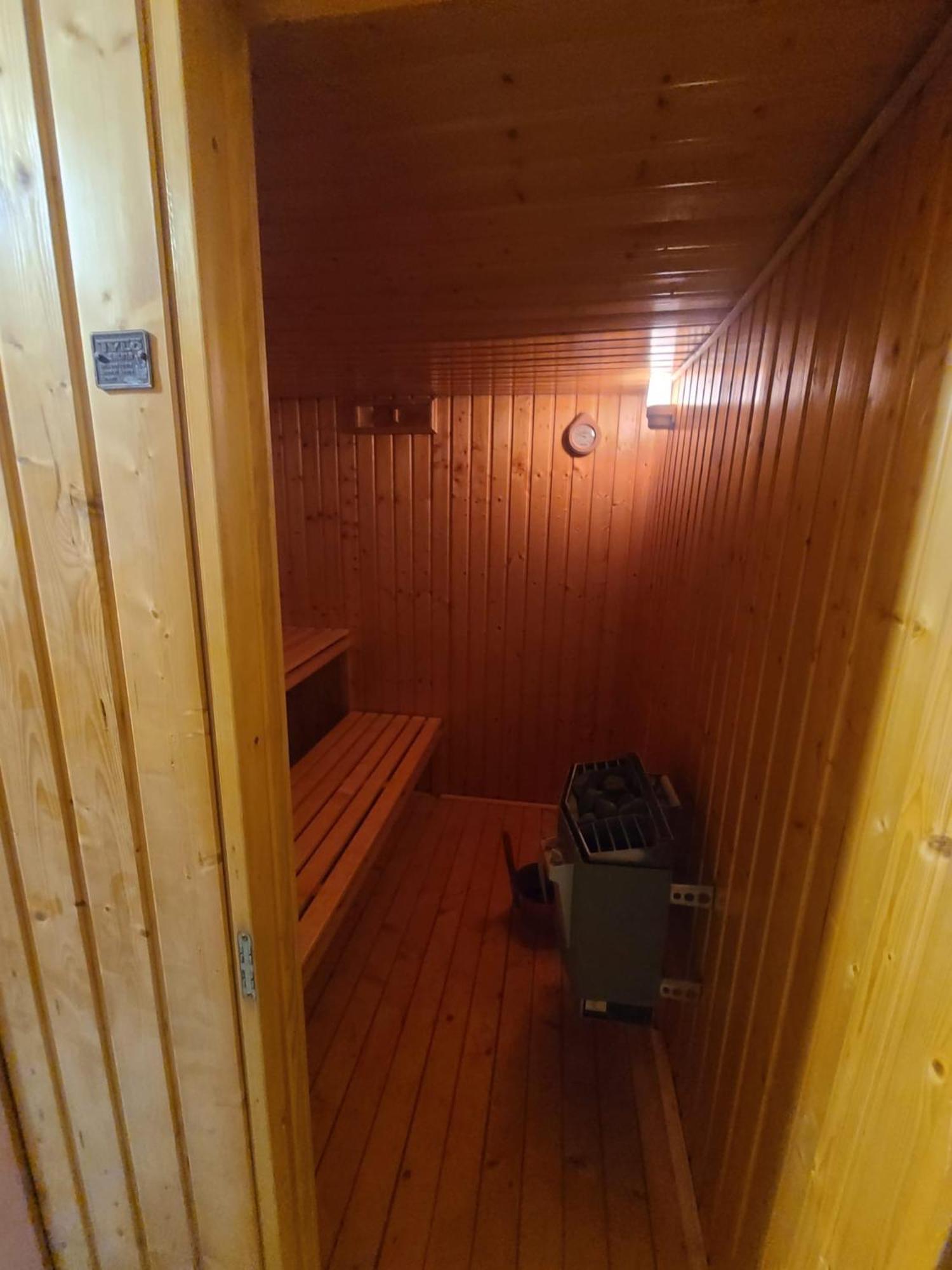 La Gandonne Apartment Caderousse ภายนอก รูปภาพ